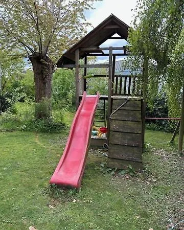 Dom wakacyjny „burgpalace“ *